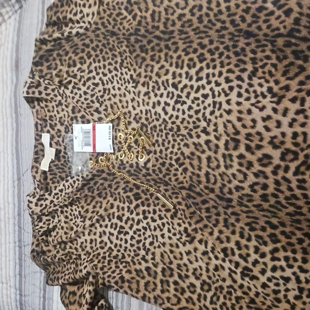 Dress - Picture 3 of 4